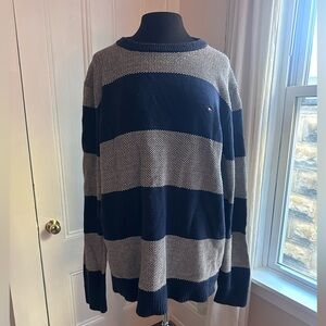 vintage navy blue and grey Tommy Hilfiger sweater